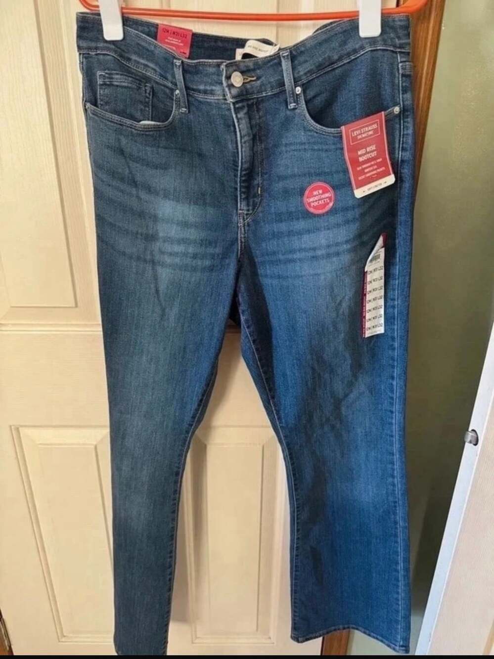 Levi's Signature Mid Rise Bootcut Jeans Size 12W 29x32 Blue Denim